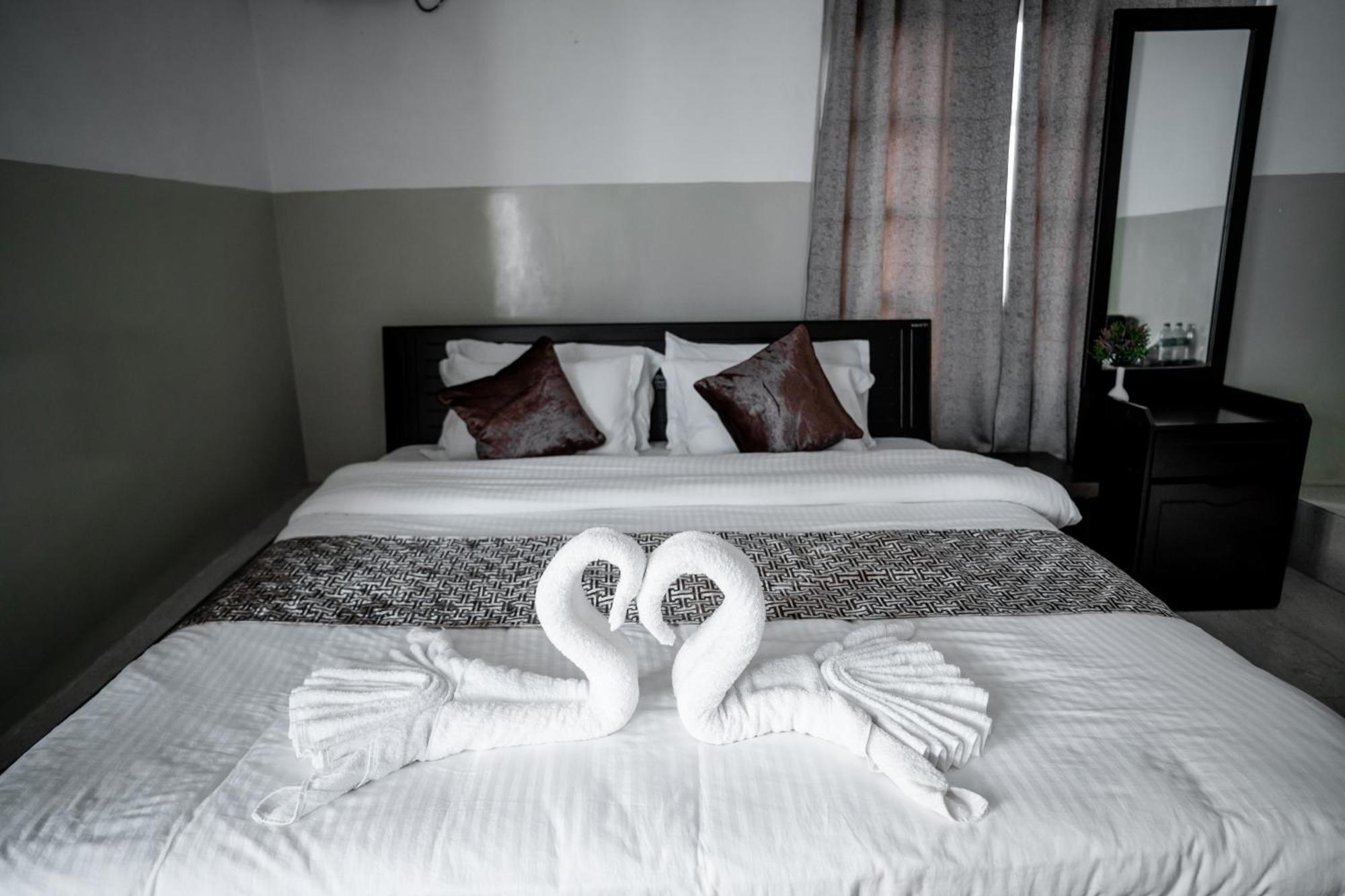 2K Hotel Kohima Kültér fotó